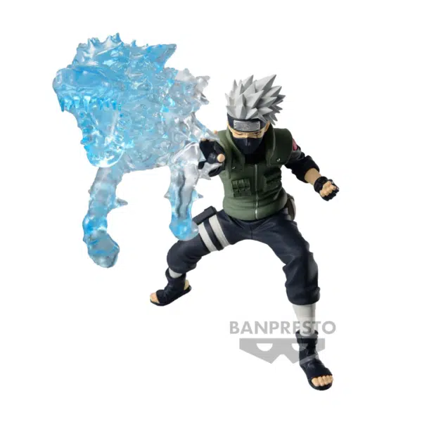 Figurine Kakashi Hatake en position de combat, détaillée avec un effet dynamique, inspirée de l'anime Naruto