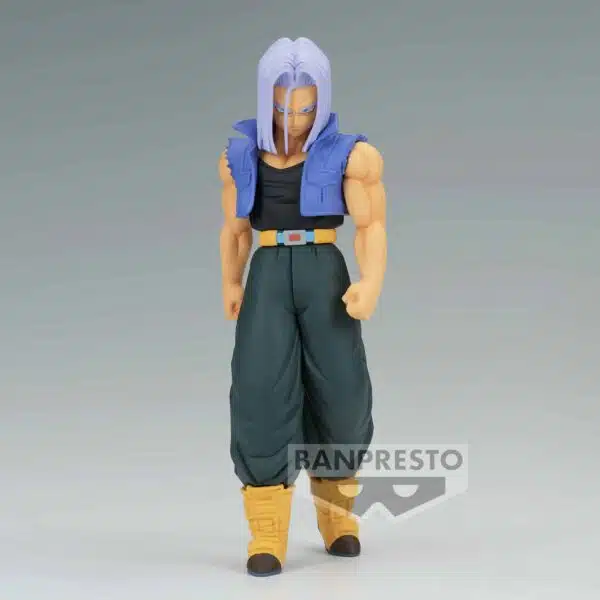 Figurine de Trunks aux cheveux longs et posture déterminée