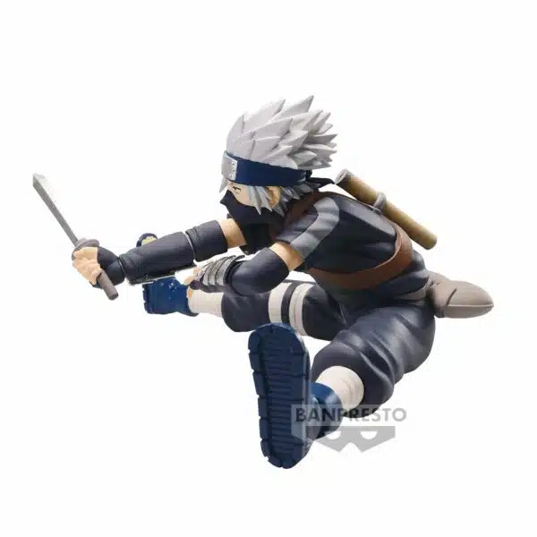 Kakashi Hatake est un personnage clé du manga et de l'animé "Naruto", où il se distingue en tant que ninja du village de Konoha. Il endosse le rôle de mentor pour Naruto, Sasuke, et Sakura, guidant ce trio à travers leurs diverses aventures et épreuves. Kakashi est célèbre pour son surnom de "Ninja Copieur", en référence à sa capacité à imiter les techniques de ses adversaires.